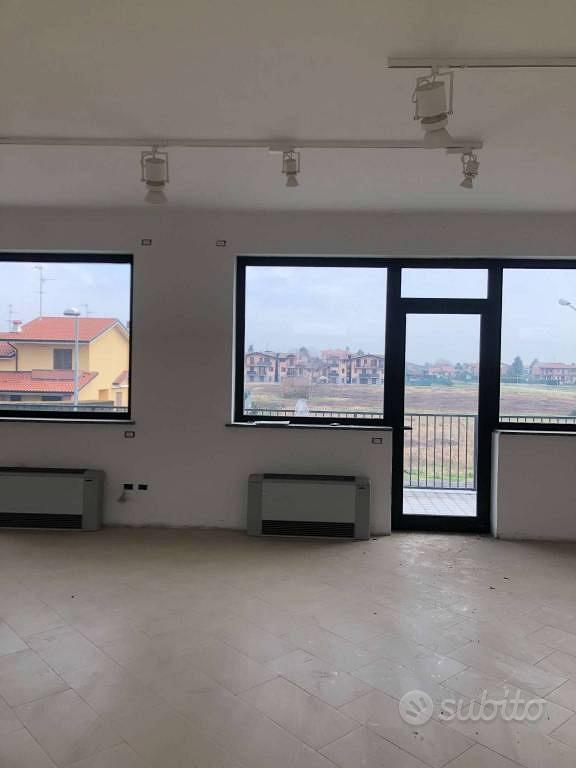 Immobile di 200 m² a Roncello - Vista 4