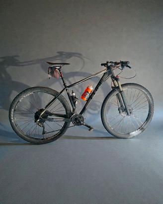 MTB Cube Acid 29