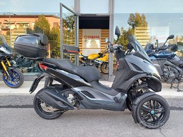 Piaggio MP3 300 hpe Triciclo