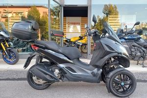 Piaggio MP3 300 hpe Triciclo
