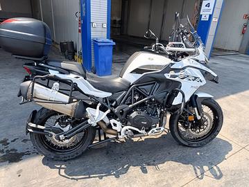 Benelli TRK 502 X, Adventure