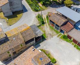 CASA INDIPENDENTE A LESIGNANO DE' BAGNI