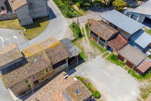 CASA INDIPENDENTE A LESIGNANO DE' BAGNI