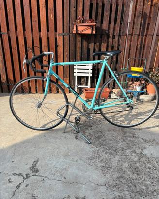 Bici da corsa bianchi anni 70