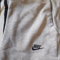 Pantalone NIKE tech nero e grigio S
