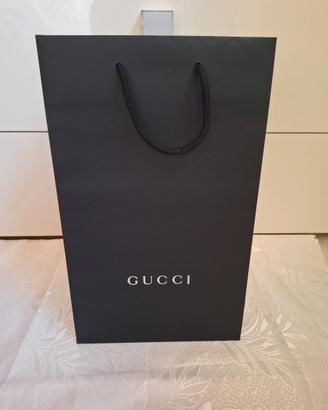 Busta Gucci