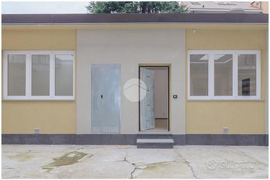 CASA SEMINDIPENDENTE A TORINO