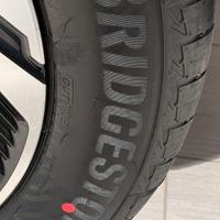 Pneumatici nuovi 235/55R18 Bridgestone