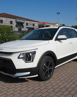 Kia Niro 1.6 gdi hev gpl Business 126cv dct6 TRIFU
