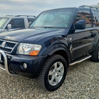 Mitsubishi Pajero 3.2 16V DI-D 3 porte
