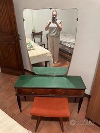mobile  toletta anni 50
