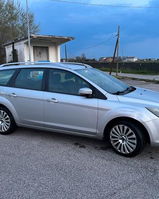 Ford Focus 1.6 TDCi 90 CV – 2008 – 183.000 km