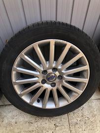 Cerchi e gomme Volvo da 17