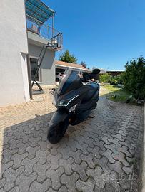 Kymco x town-300i pochi km