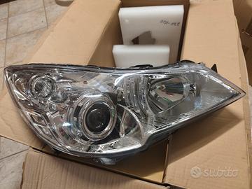 Faro anteriore destro Subaru Legacy V SW 2.0 i AWD