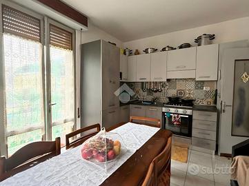 4 LOCALI A DARFO BOARIO TERME