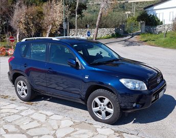 Toyota Rav 4 136cv diesel 4x4