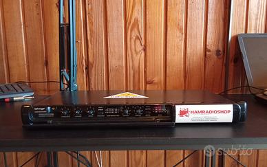 BEHRINGER EUROCOM SPL 3220