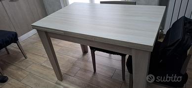 Tavola moderno da cucina