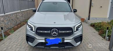 Mercedes GLB 200 Premium AMG line