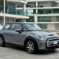 Mini Cooper SE 32kw da vetrina