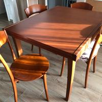 Tavolo e sedie Calligaris