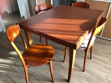 Tavolo e sedie Calligaris