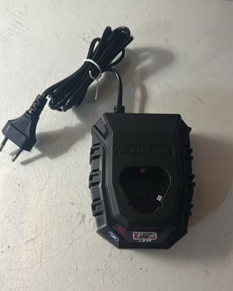 Caricabatterie Parkside 12v 2,4Ah nuova