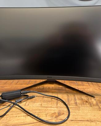 Monitor Gaming curvo 27’’ MSI Optix G27C7