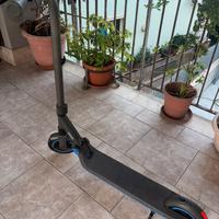 Monopattino elettrico eKick ZING E10