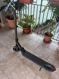 Monopattino elettrico eKick ZING E10