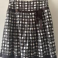 Gonna marrone bianca