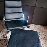 Set poltrona e sgabello Vitra