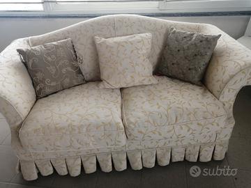 divano classico 2 posti