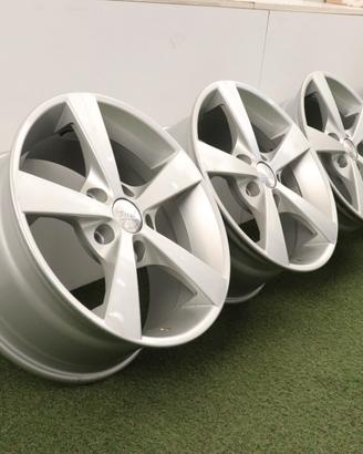 Cerchi in lega Renault Hyundai Mazda Suzuki 16