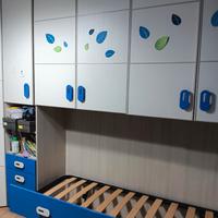 Armadio e rete letto