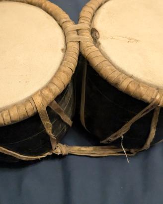Tabla bayan-dayan (Asia) / bongo/tamburi