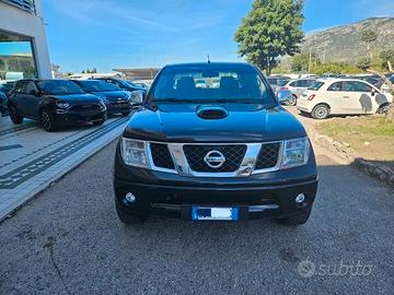 Nissan Navara 2.5 dCi 4 porte Double Cab SE