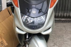 Majesty 250 del 2000