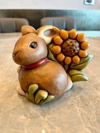 Coniglietto con girasole Thun | Animali del Bosco