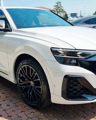 Audi SQ8 Q8 SUV 55 TFSI quattro tiptronic S line e