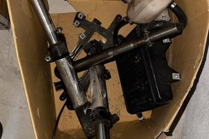 Pezzi scooter 50cc e 125 cc.