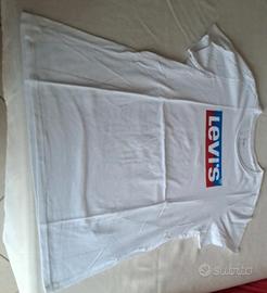 T-shirt Levi's