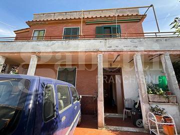Villa singola Anzio [VILLINO V.MANTOVAVRG]