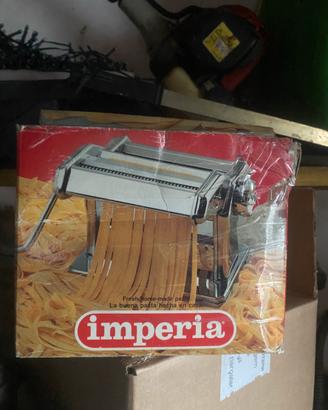 Macchina tira pasta imperia