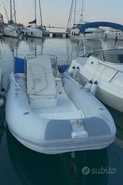 Gommone capelli Tempest 505