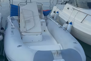 Gommone capelli Tempest 505