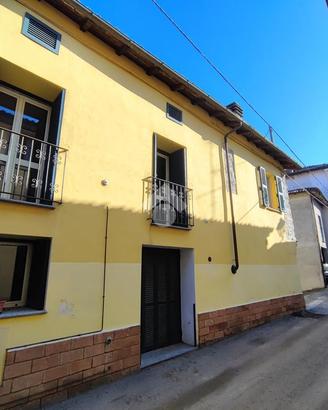 CASA SEMINDIPENDENTE A AVOLASCA