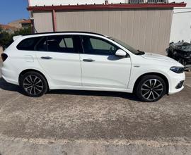 FIAT Tipo (2015-->) - 2019