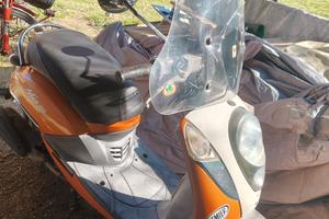 Sym mio 100